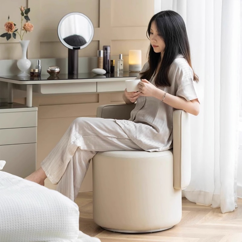 Premium Makeup Stool Master Be - огляд і ціна Beauty Makeup Chair
